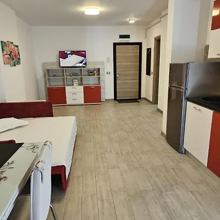 Romantique In Alezzi Cu Piscina Interioara Incalzita Sauna Masaj Gym Parking Apartamento Năvodari