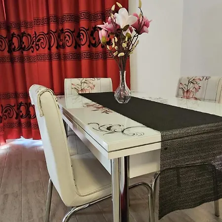 Apartamento Romantique In Alezzi Cu Piscina Interioara Incalzita Sauna Masaj Gym Parking Năvodari