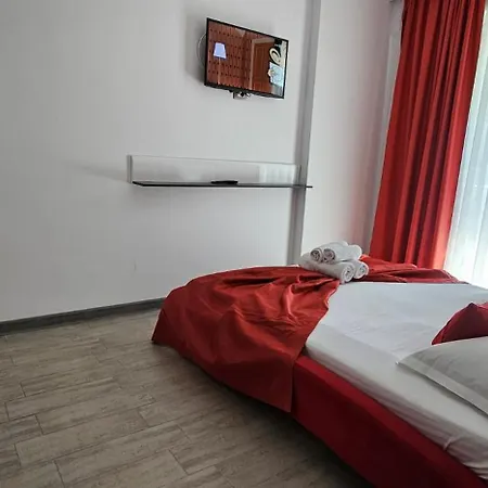 Apartamento Romantique In Alezzi Cu Piscina Interioara Incalzita Sauna Masaj Gym Parking