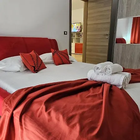 Romantique In Alezzi Cu Piscina Interioara Incalzita Sauna Masaj Gym Parking *