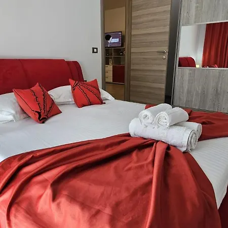 Romantique In Alezzi Cu Piscina Interioara Incalzita Sauna Masaj Gym Parking Navodari