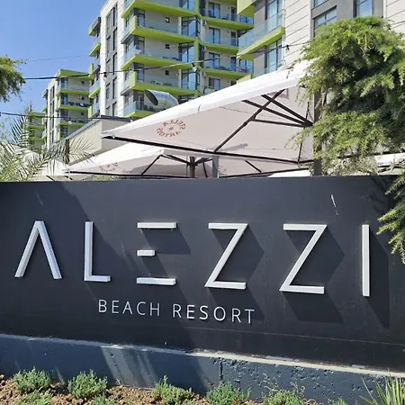 Romantique In Alezzi Cu Piscina Interioara Incalzita Sauna Masaj Gym Parking Apartment